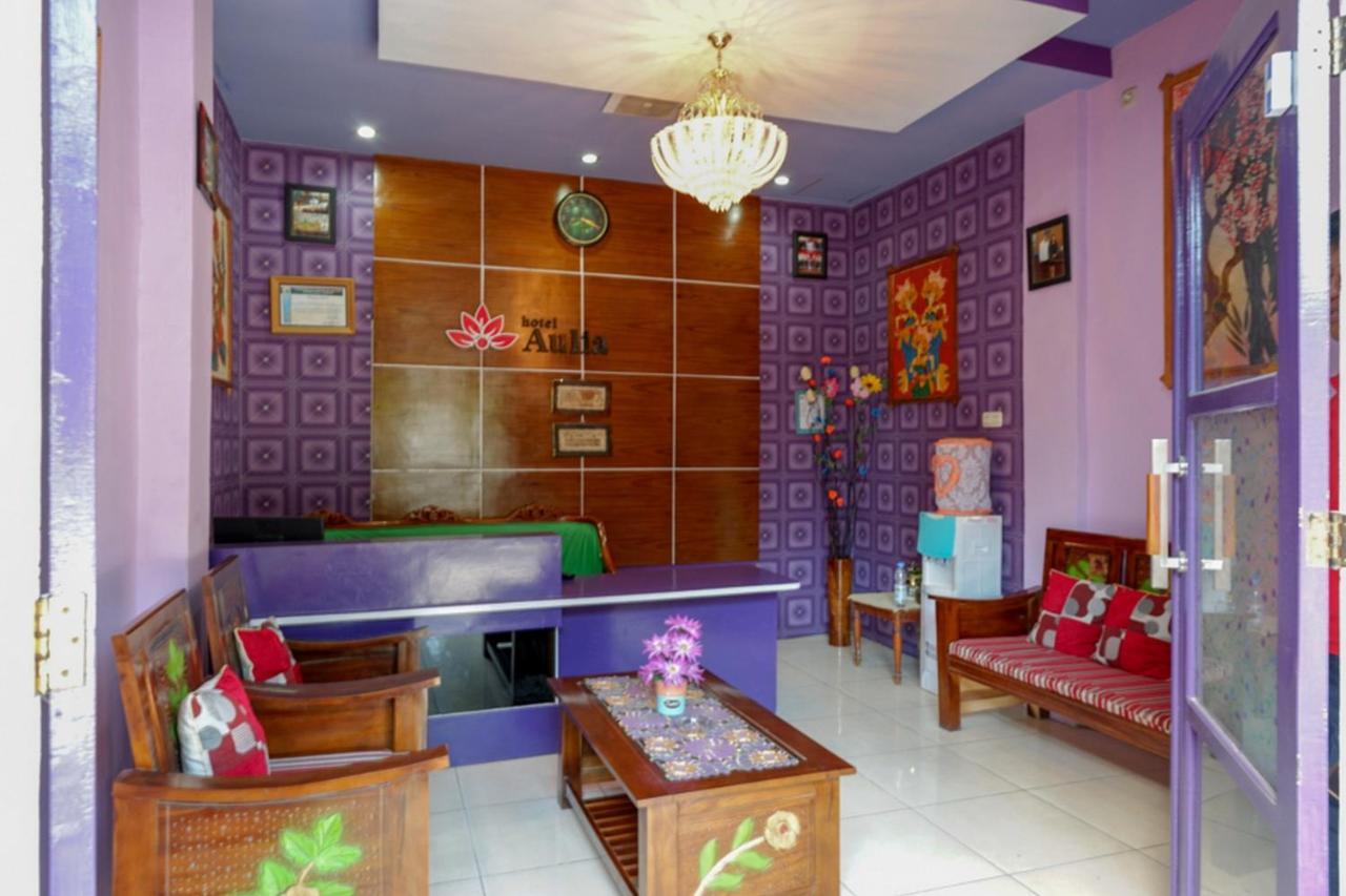 Reddoorz @ Hotel Aulia Majene Ngoại thất bức ảnh