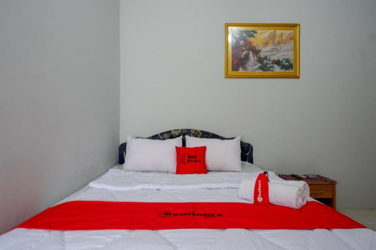 Reddoorz @ Hotel Aulia Majene Ngoại thất bức ảnh
