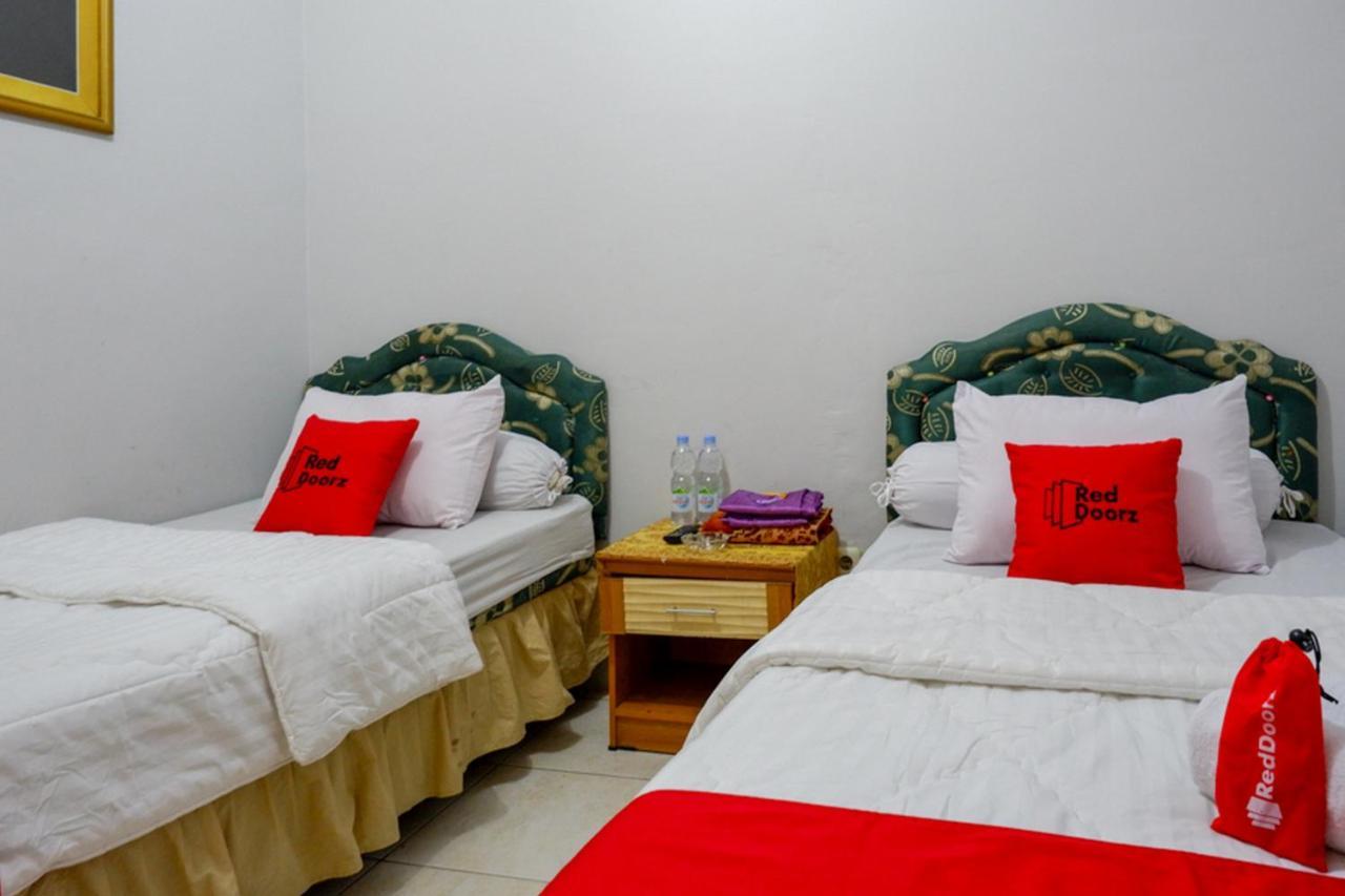 Reddoorz @ Hotel Aulia Majene Ngoại thất bức ảnh