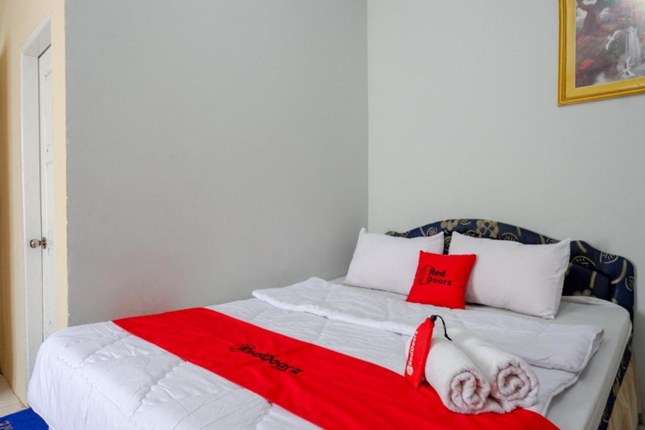 Reddoorz @ Hotel Aulia Majene Ngoại thất bức ảnh
