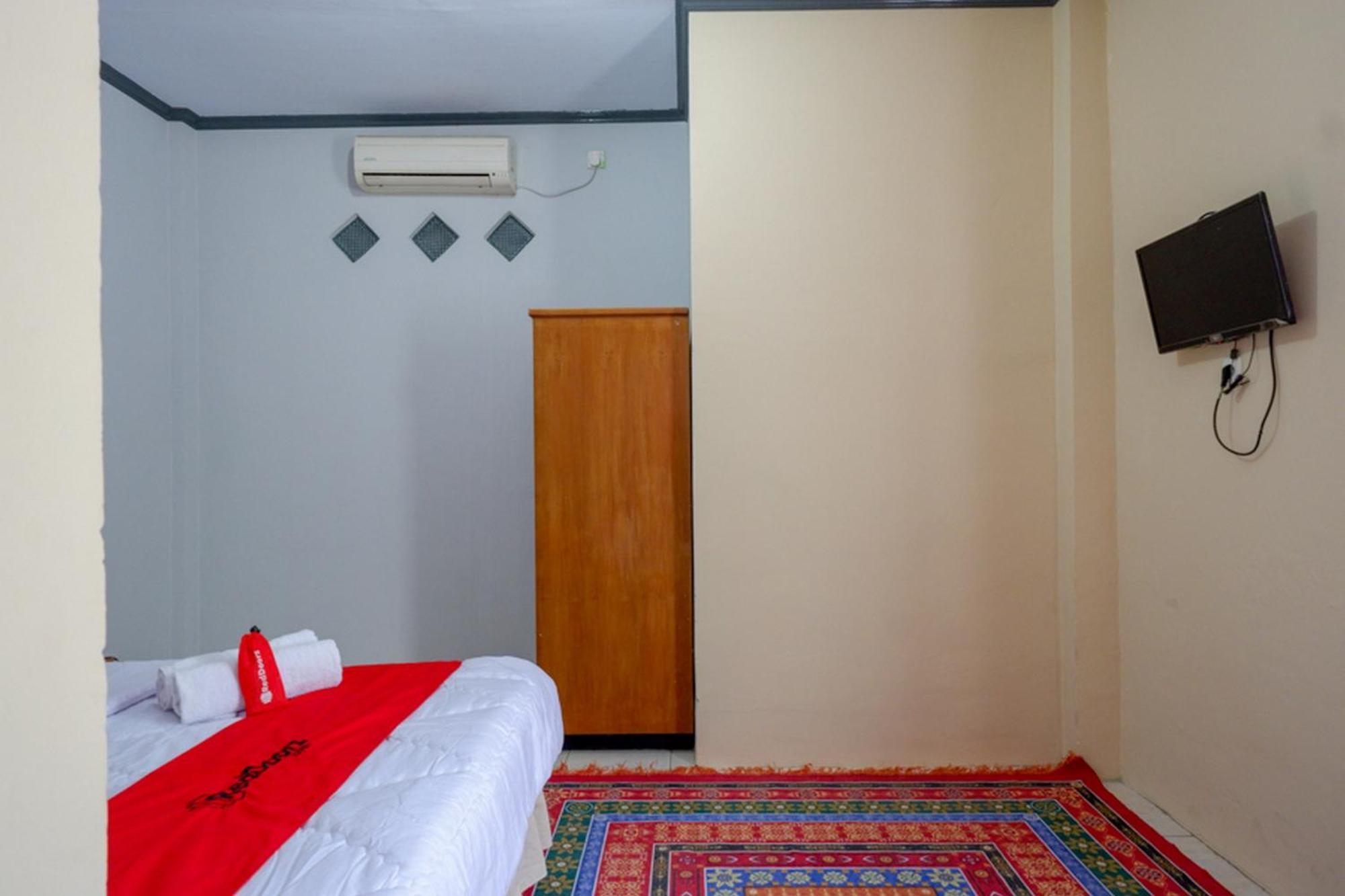 Reddoorz @ Hotel Aulia Majene Ngoại thất bức ảnh